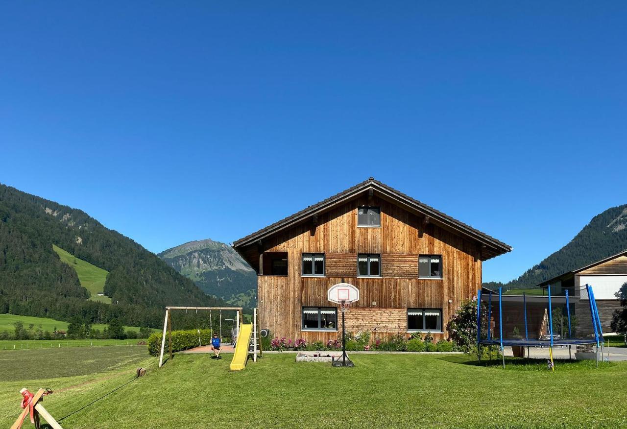 Ferienwohnung Haus Helga Schoppernau Exterior foto